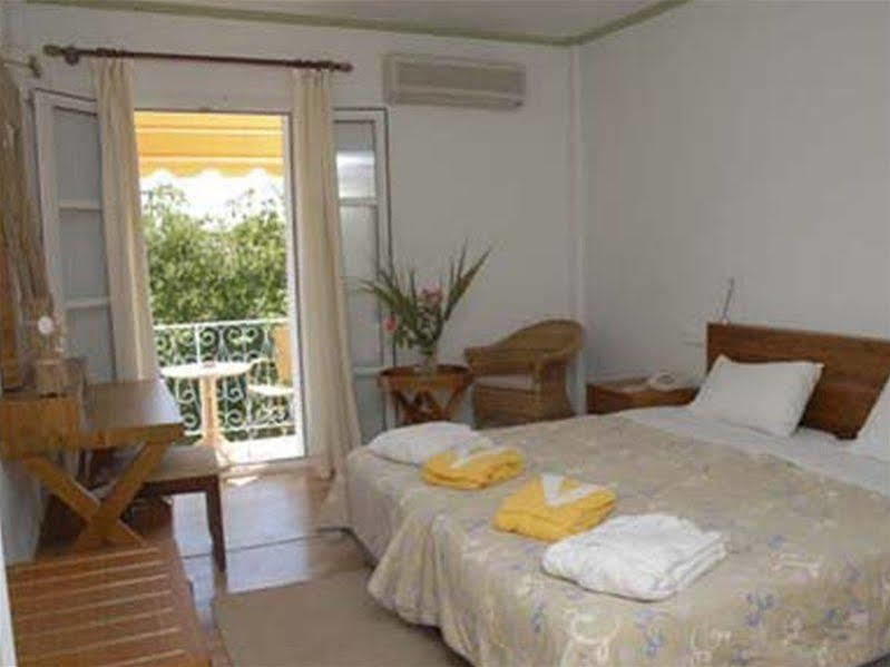 Ionian Princess Suites Hotel Ахарави Екстериор снимка
